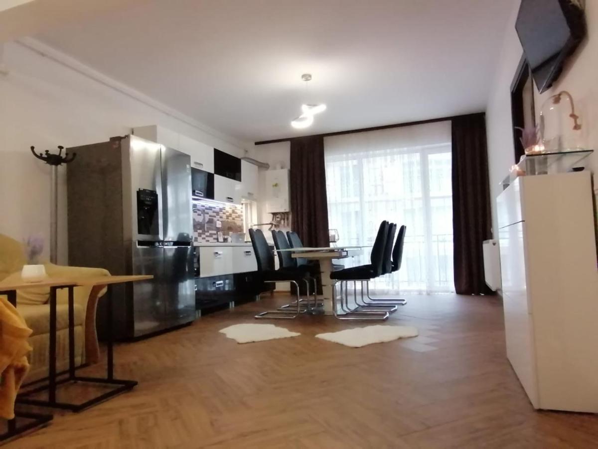 Iris Vivo Mall Cluj-Napoca Exteriör bild