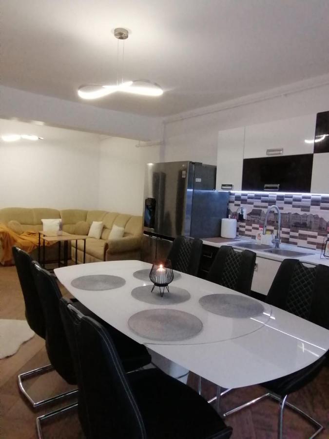 Iris Vivo Mall Cluj-Napoca Exteriör bild